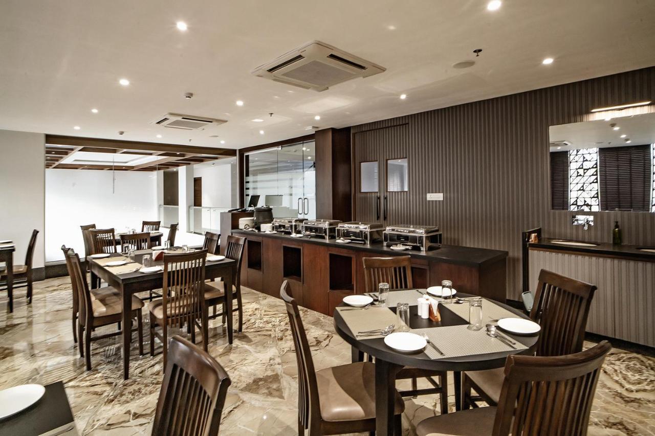The Mangal View Residency - A Luxury Boutique Business Hotel Удайпур Екстериор снимка