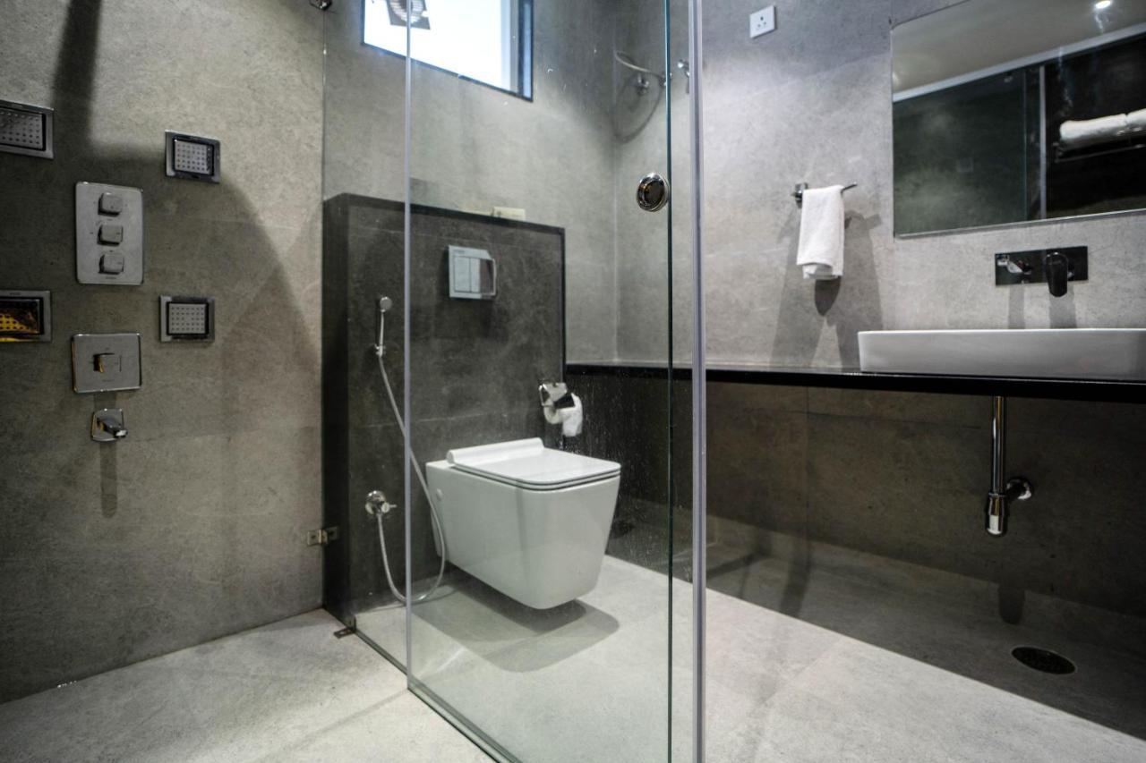 The Mangal View Residency - A Luxury Boutique Business Hotel Удайпур Екстериор снимка