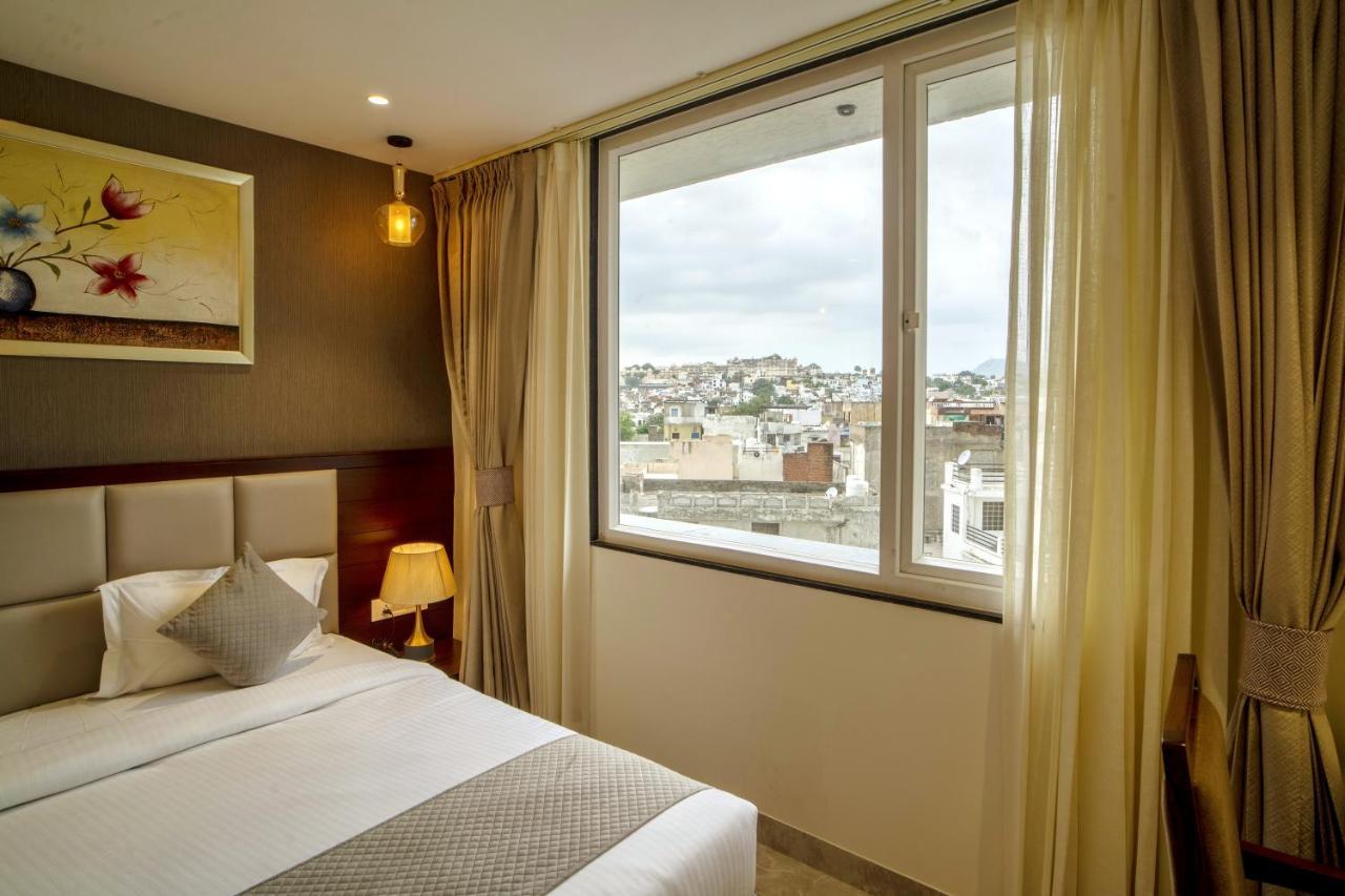 The Mangal View Residency - A Luxury Boutique Business Hotel Удайпур Екстериор снимка